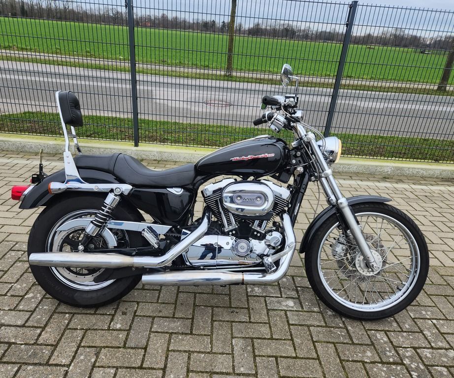 Harley-Davidson XL 1200 C SPORTSTER CUSTOM AMC AUSP+ HELM in Bawinkel