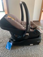 Maxi Cosi Pebble inkl FamilyFix Isofix Station Bayern - Falkenberg Vorschau