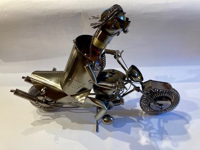 Metall Motorrad Deco als Flaschenhalter - neu - Ideales Geschenk! in Bevern