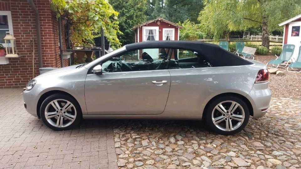 VW Golf 6 Cabrio highline 2.0 TDI in Heerstedt