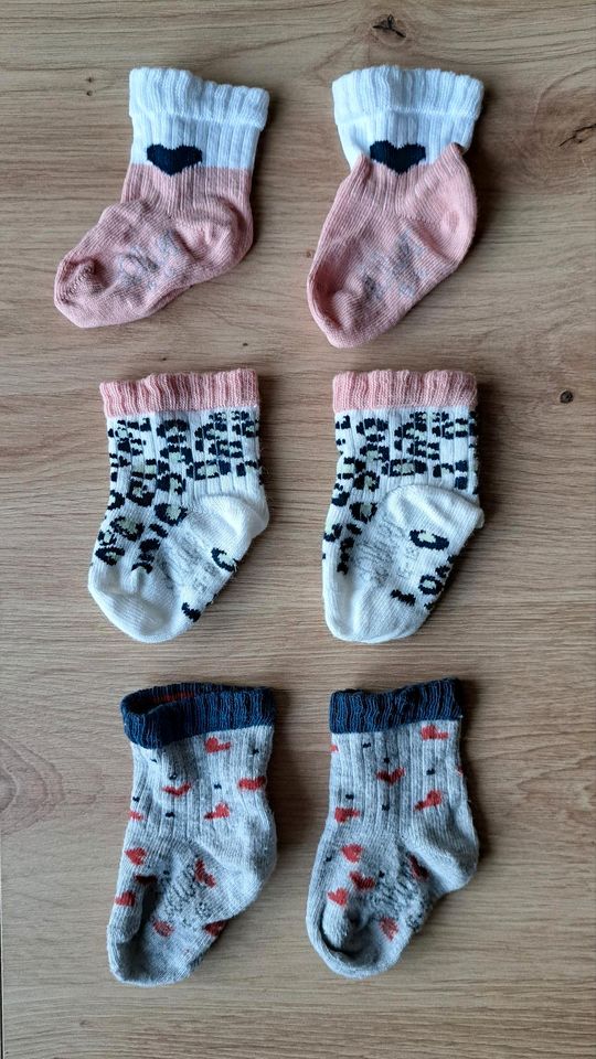 S.Oliver Baby Socken Neugeborenen Größe 15-18 in Brandenburg - Dallgow |  eBay Kleinanzeigen ist jetzt Kleinanzeigen