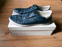Esprit Schuhe / Sneaker in der Größe 41 Niedersachsen - Freden Vorschau