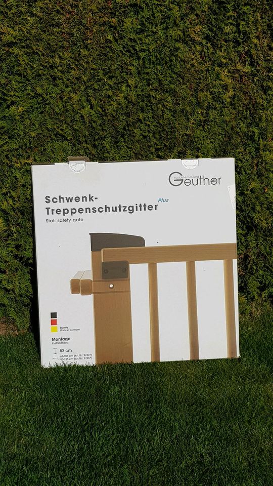 NEU Geuther Schwenk Treppenschutzgitter plus 2733+ Holz 83cm in Erfurt