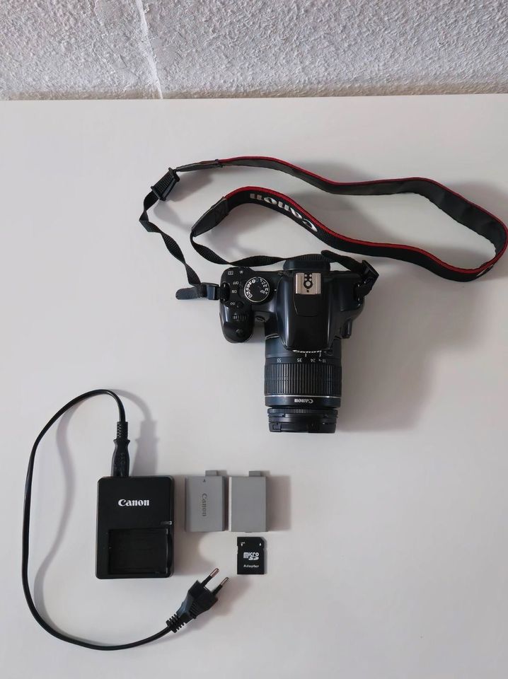Canon EOS 450D Digitalkamera mit Objektiv in Sprockhövel