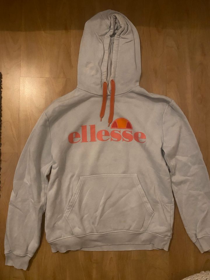 weißer ellesse Pullover in Much