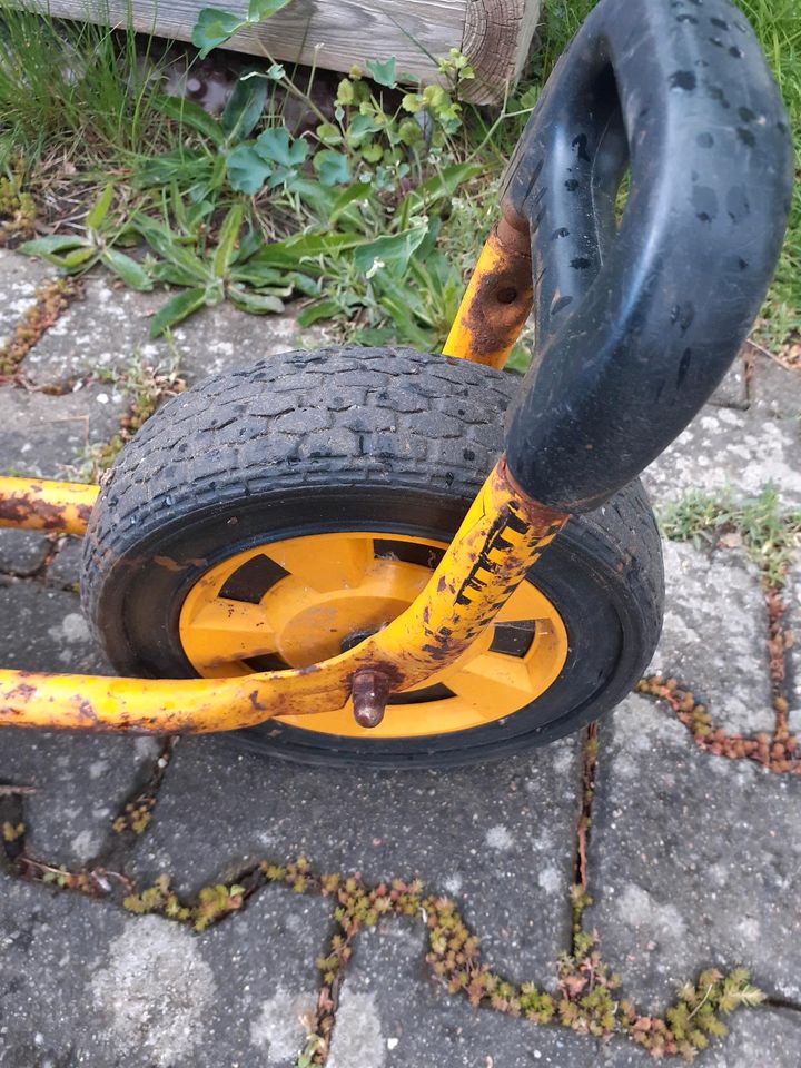 Roller für Kinder mit Hartgummiräder in Bautzen