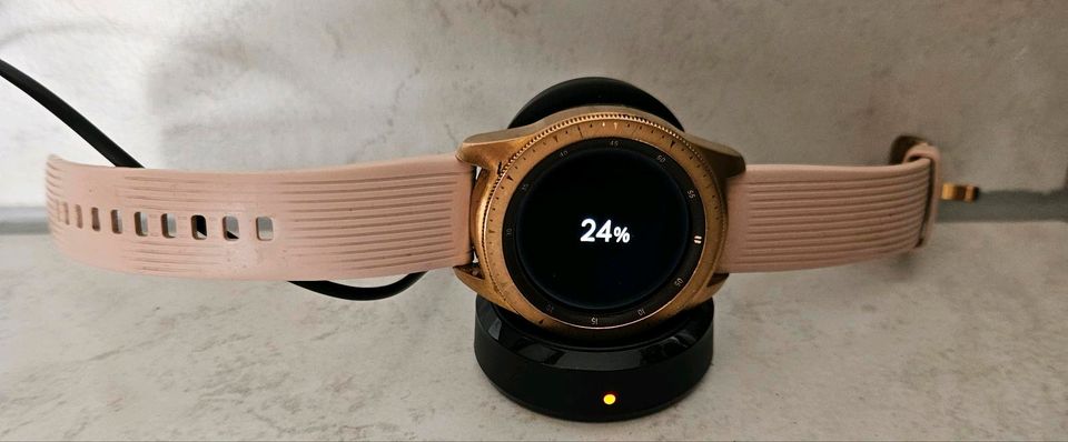 Samsung Galaxy Watch Rose Gold in Schwalmtal