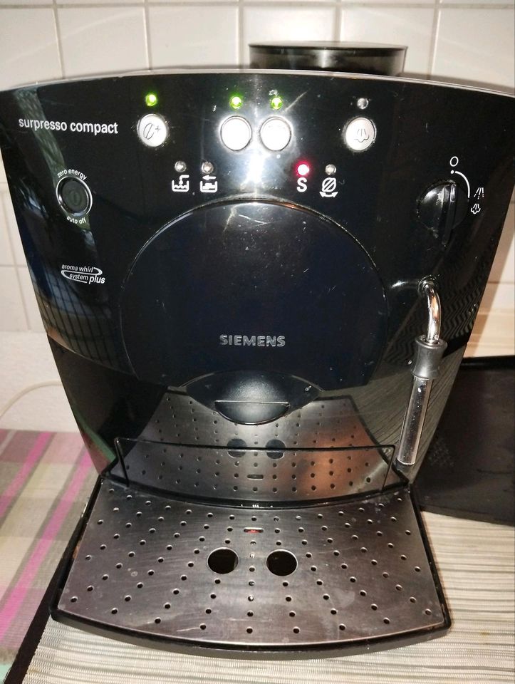 Siemens Kaffevollautomat surpresso compact in München