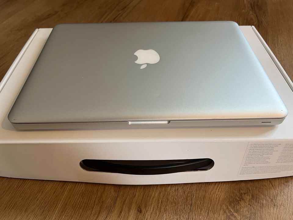 MacBook Pro (13-Zoll, Mitte 2012) A1278 in Beelitz