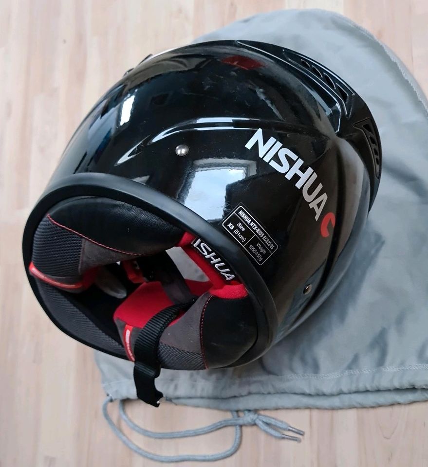 Nishua Kids Helm size xs (51 cm) schwarz top Zustand in Fürth