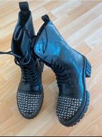 Damen Boots springerstiefel Stiefel mit Nieten schwarz Gr. 38 Bayern - Ergolding Vorschau
