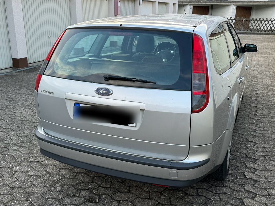 Ford Focus MK 2 Kombi in Lahnstein