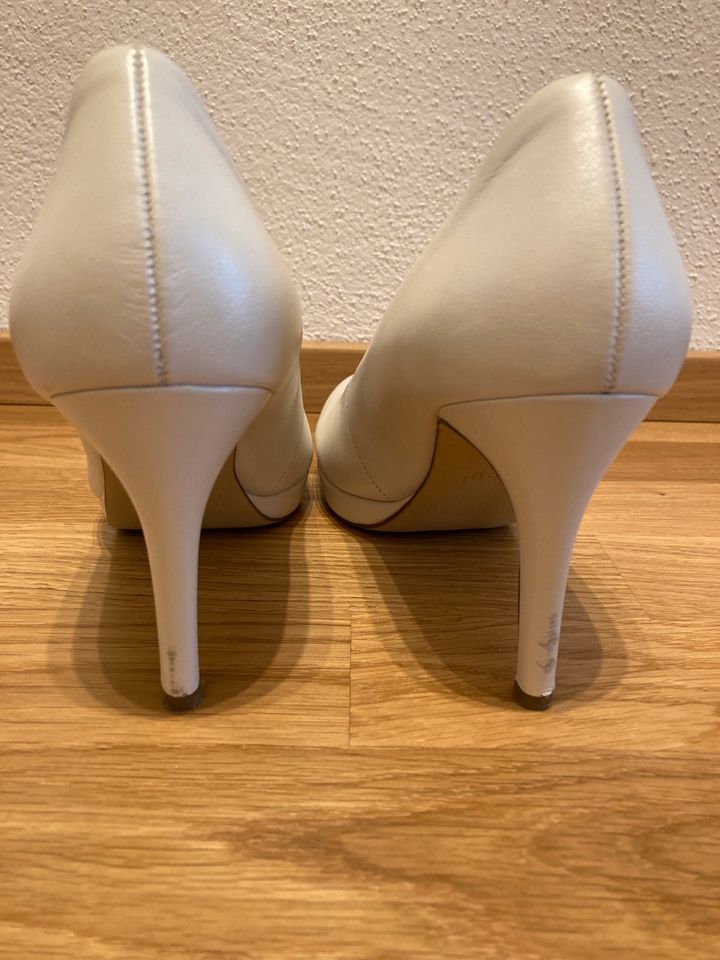 Brautschuhe / Hochzeitsschuhe Högl Perlweiß 37,5 inkl. Versand in Haar