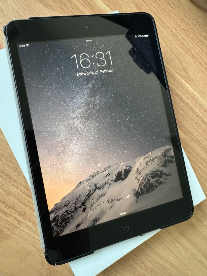 iPad mini Wi-Fi 16 GB schwarz Model A1431 1. Generation in Berlin
