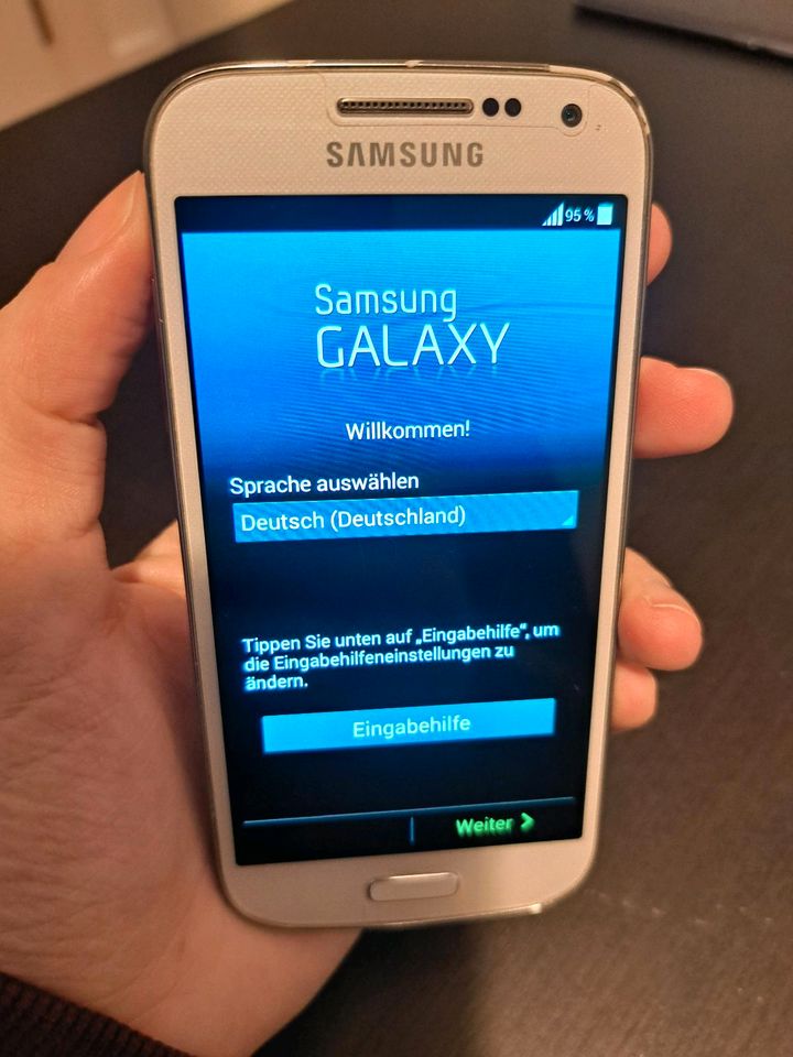Samsung Galaxy S4 Mini weiß in Lübeck