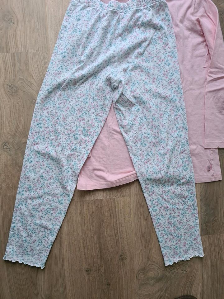 Mädchen Lillifee Schlafanzug/Pyjama Gr. 140 in Weilheim