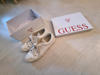 GUESS Sneaker Gr.41 Nordrhein-Westfalen - Menden Vorschau