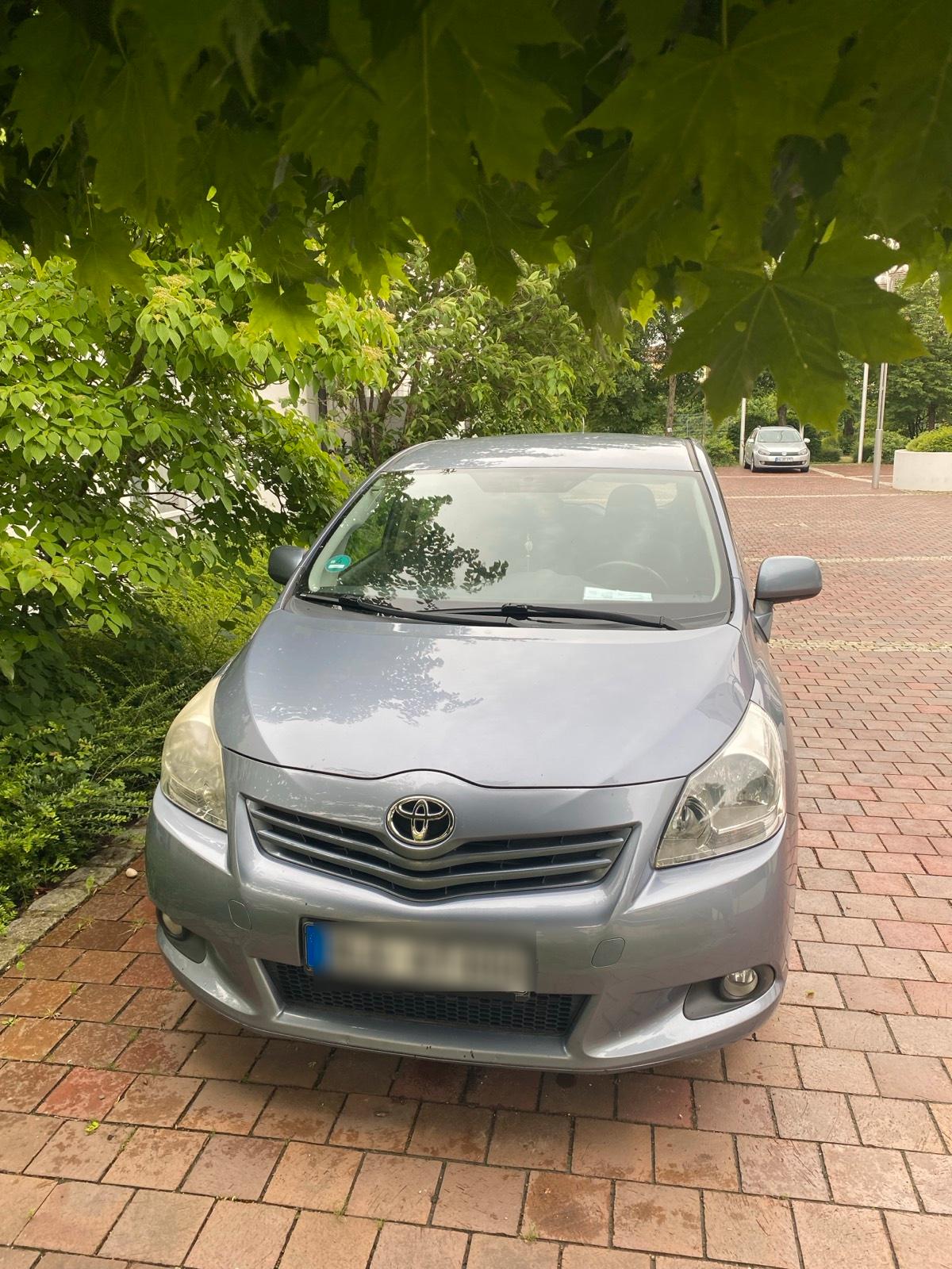 Abbildung des Autos Ich verkaufe meine Toyot…