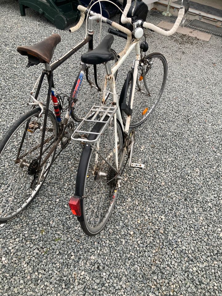 2 Rennräder Sport Fahrrad in Hohn