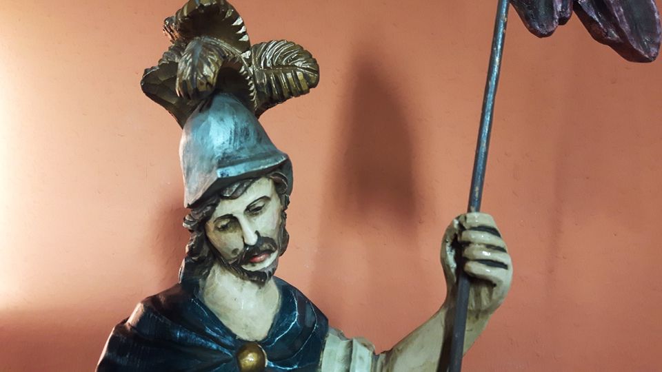 Antike Holzfigur „Heiliger Florian“ in Celle