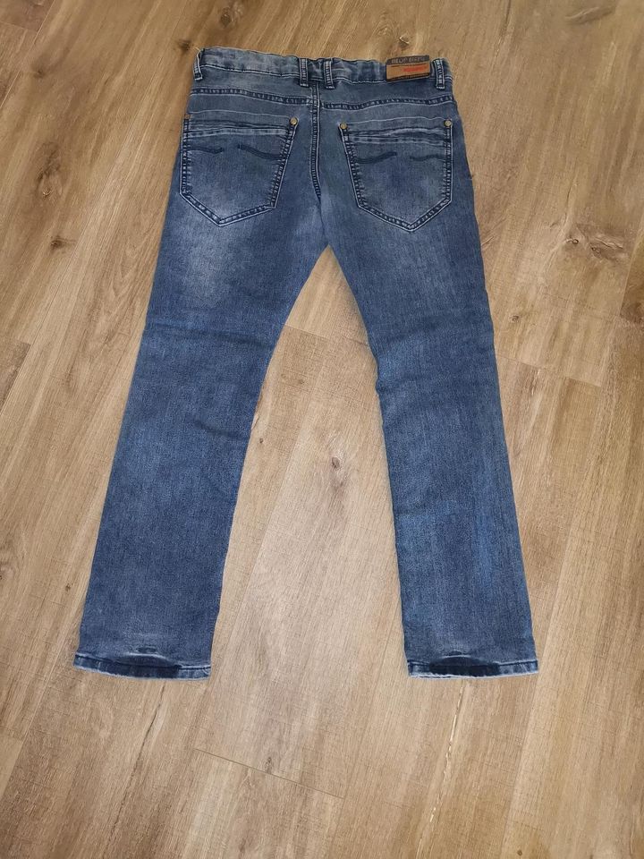 Tolle Jeans von Blue effect, gerades Bein Gr. 140 weit, top in Harsum