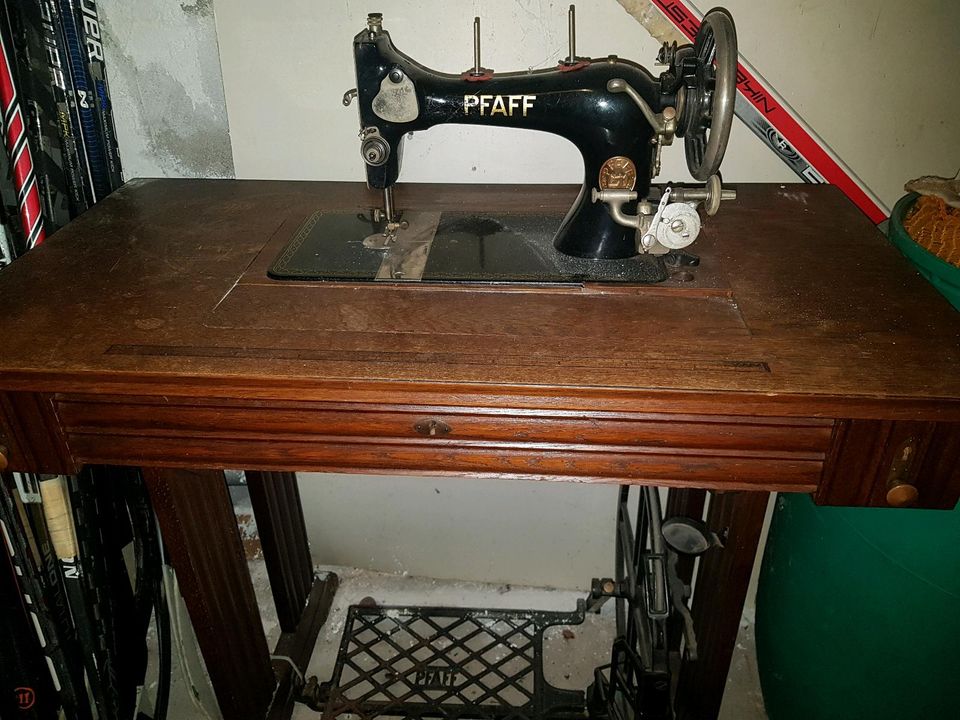 Verkaufe alten Nähmaschine der Firma Pfaff in Rimbach