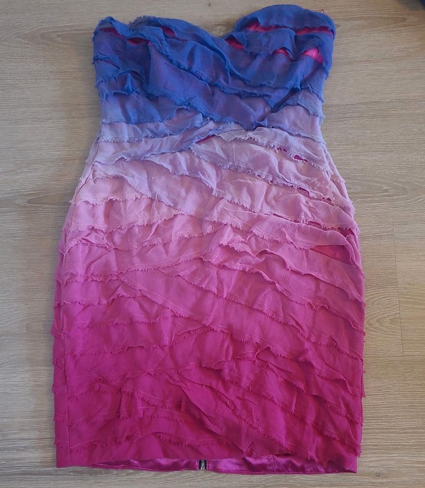 Kleid Lipsy Partykleid Cocktailkleid 36 M in Klein Vielen