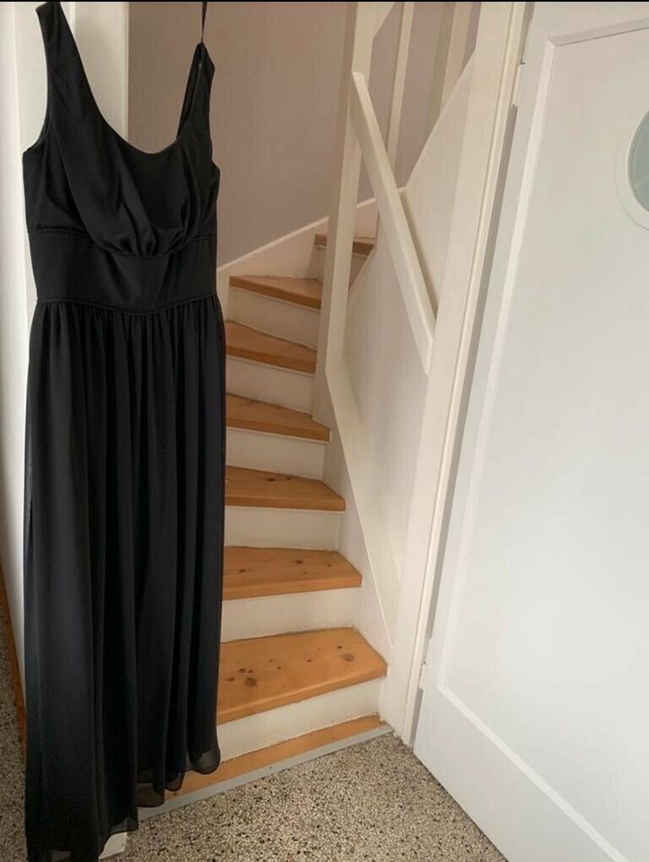 Neues Kleid Abi Abendkleid Ballkleid schwarz Größe 40 Swing in Düsseldorf