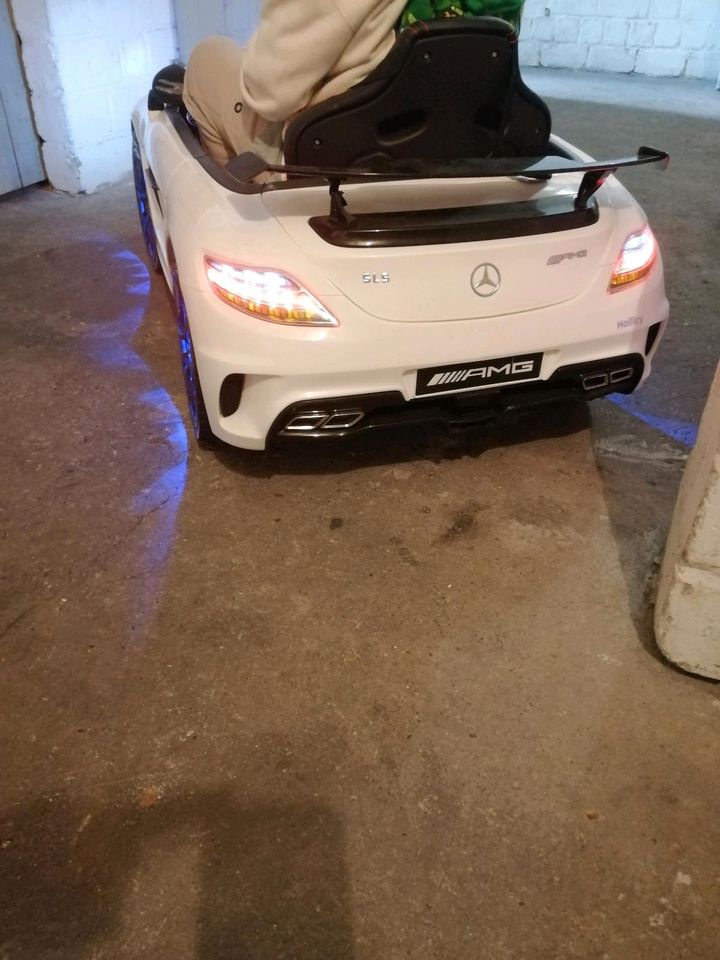 Kinder Elektroauto Mercedes in Marl