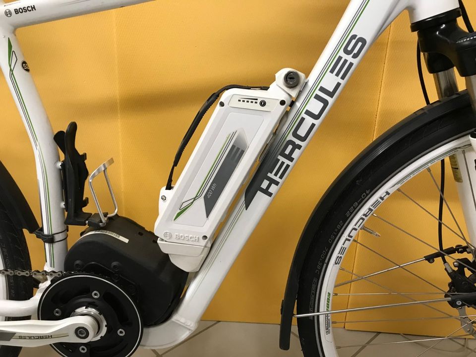 Bosch E-Bike Hercules RobertCR10 Street, Top Zustand in Crailsheim