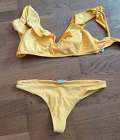 Bikini Badeanzug Schwimmanzug gelb 40 L Top Zustand Berlin - Wilmersdorf Vorschau