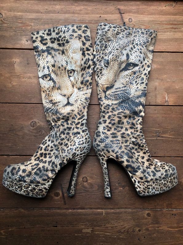 High Heel Stiefel mit Leopardmuster in Kakenstorf