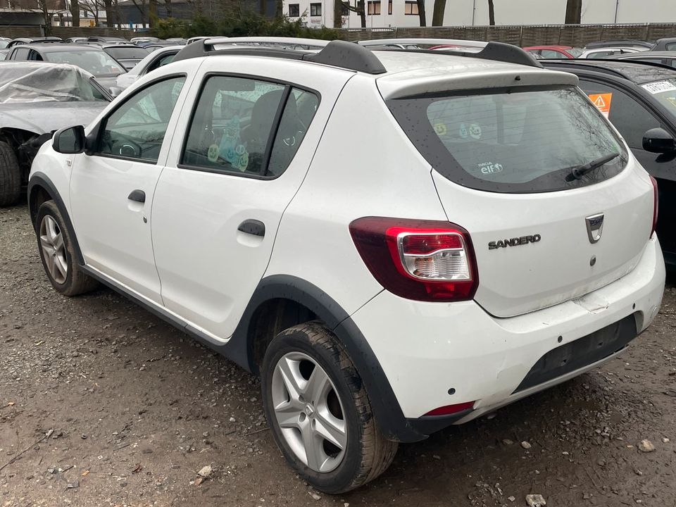 Schlachtfest Dacia Sandero ST Motorhaube Stoßstange tür motor sit in Dorsten