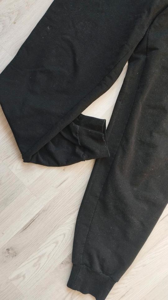 Umstandshosen Jeans Jogginghosen Schwangerschaft 38/M H&M in Borkum