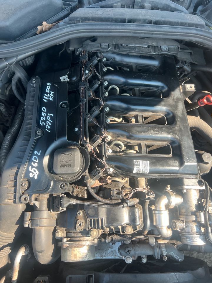 BMW e60 E61 525d 177PS 256D2 Motor 182,000km in Bottrop