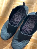 Skechers Damen Slip-on Sneaker Schwarz – Größe 37 – Top Zustand Hessen - Kassel Vorschau