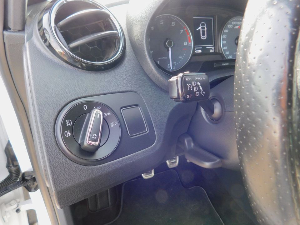 Seat Ibiza SC 1.8 TSI Cupra Xenon/Navi/Sitzheizung in Harzgerode