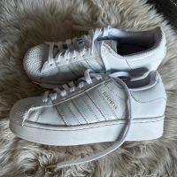 Adidas Superstar Bold Sneaker Gr 38 2/3 weiß top Niedersachsen - Hann. Münden Vorschau