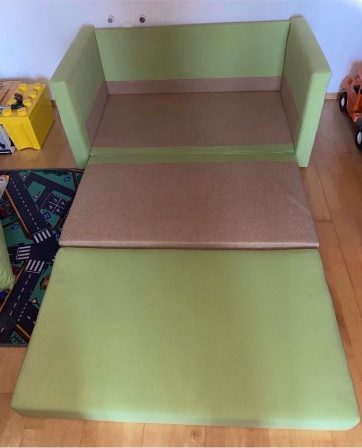 Kinder Couch grün in Bodenmais