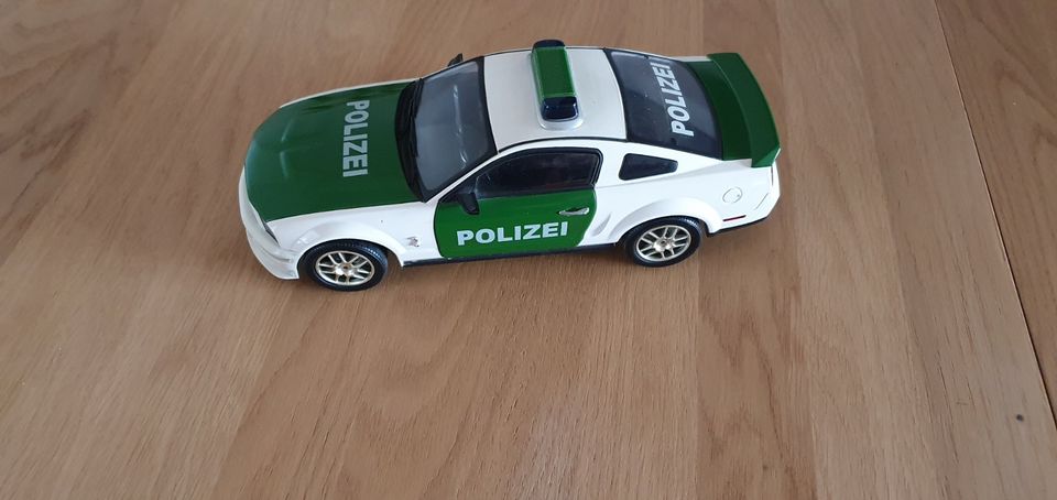 FORD Mustang Shelby GT 500, 2007, Polizei mit Licht, 1:18, UNIKAT in Lemgo