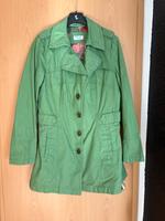 Trenchcoat grün, Gr. 40, gut erhalten! Nordrhein-Westfalen - Menden Vorschau