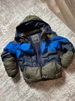 Winterjacke Gr 128/134 Basefield super Zustand Hessen - Battenberg Vorschau