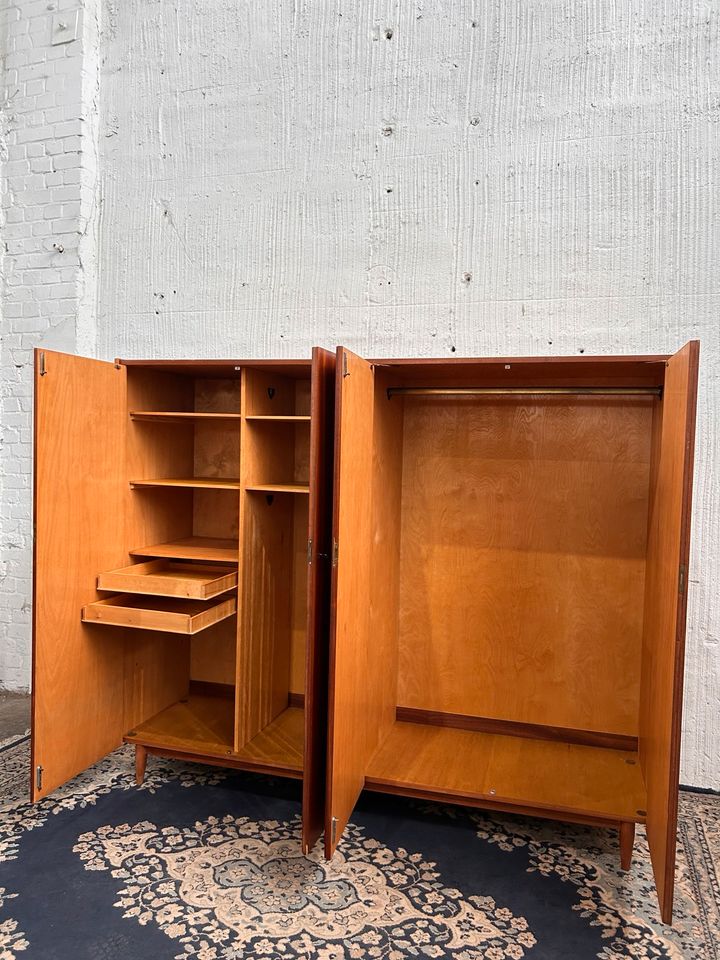 Kleiderschrank/vintage/midcentury/60er/DDR/Stange/Schubladen in Berlin