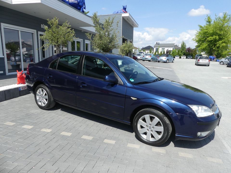 Ford Mondeo Lim. Futura X, 1,8 in Magdeburg