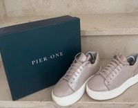 Pier One Sneaker rosé Gr. 37 mit Glitzereinsatz Bayern - Pfaffenhofen a.d. Ilm Vorschau