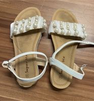 Sandalen mit Perlen Leipzig - Mockau-Nord Vorschau