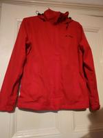 Sportjacke Regenjacke mit Kapuze Vaude rot Gr. 38 S Berlin - Schöneberg Vorschau