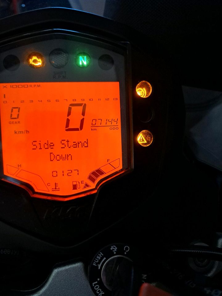 KTM Duke 390    Top gepflegt, mit Windschild und ABS, in Goch in Geldern