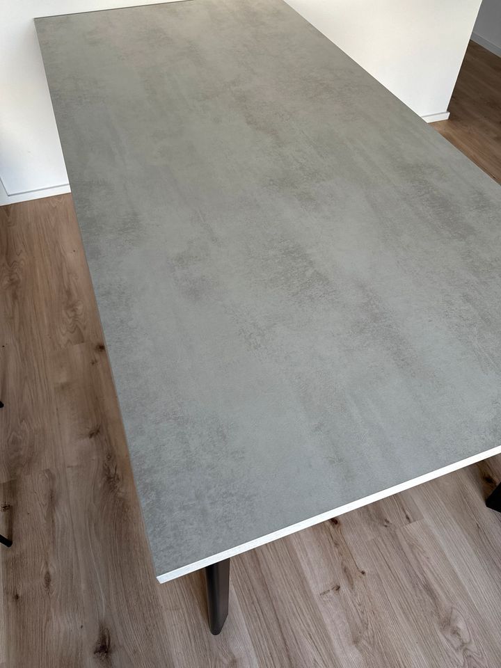 Esszimmer Tisch - Nobilia - Weißbeton Nachbildung - 2100x1000mm in Mainz