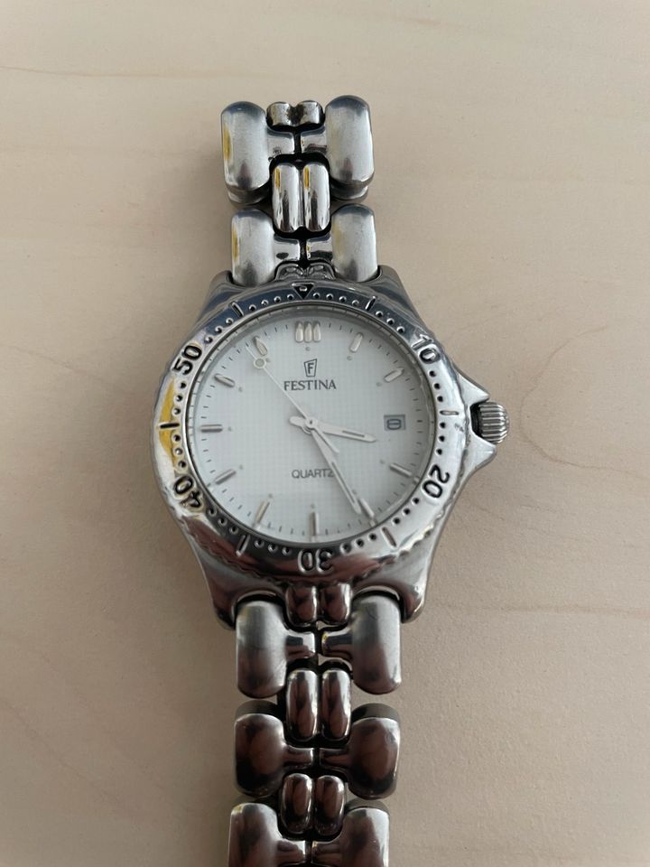 Festina Armbanduhr in Bentwisch